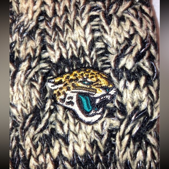 New w/ tag Jacksonville Jaguars Brilyn OTS NFL headwear Mitten Gloves Adult Size - Picture 3 of 7